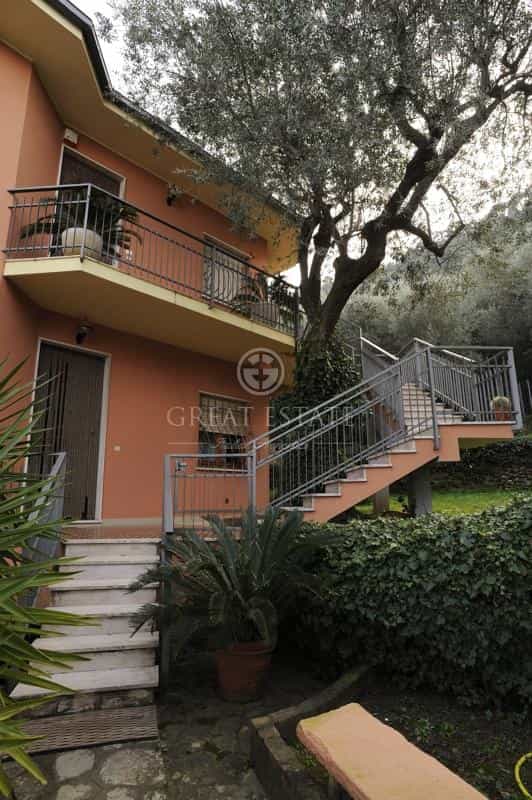casa en Laigueglia, Liguria 11055874
