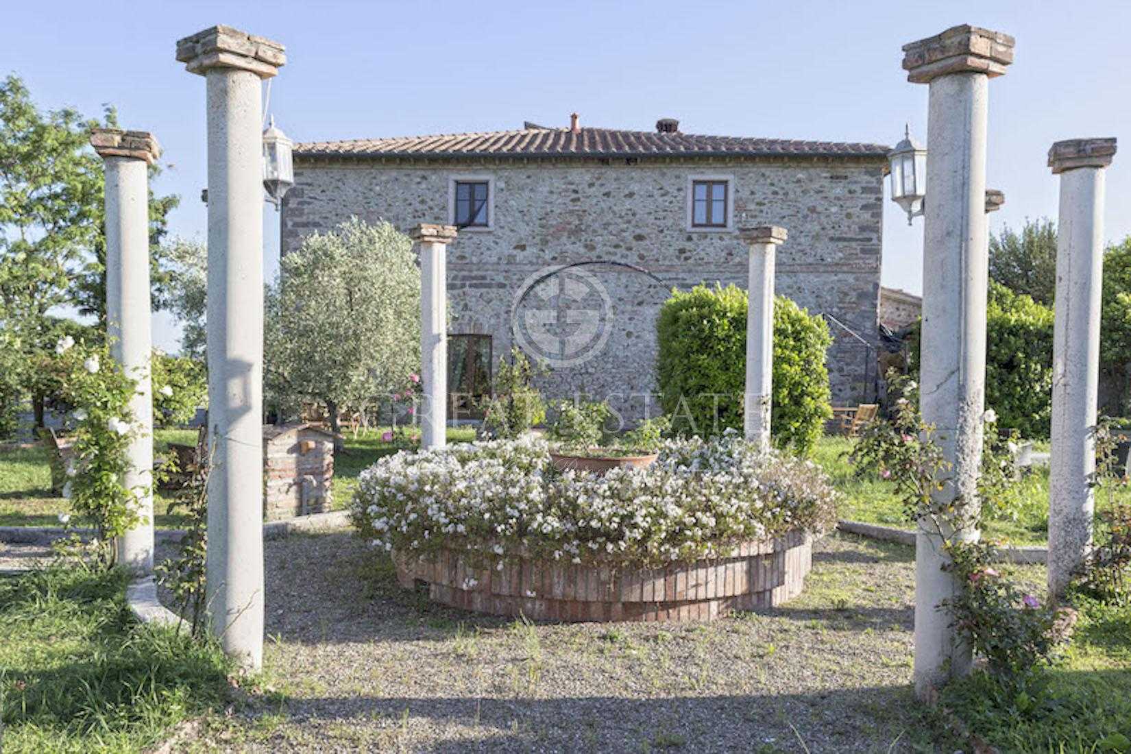 Будинок в Laiatico, Тоскана 11055932