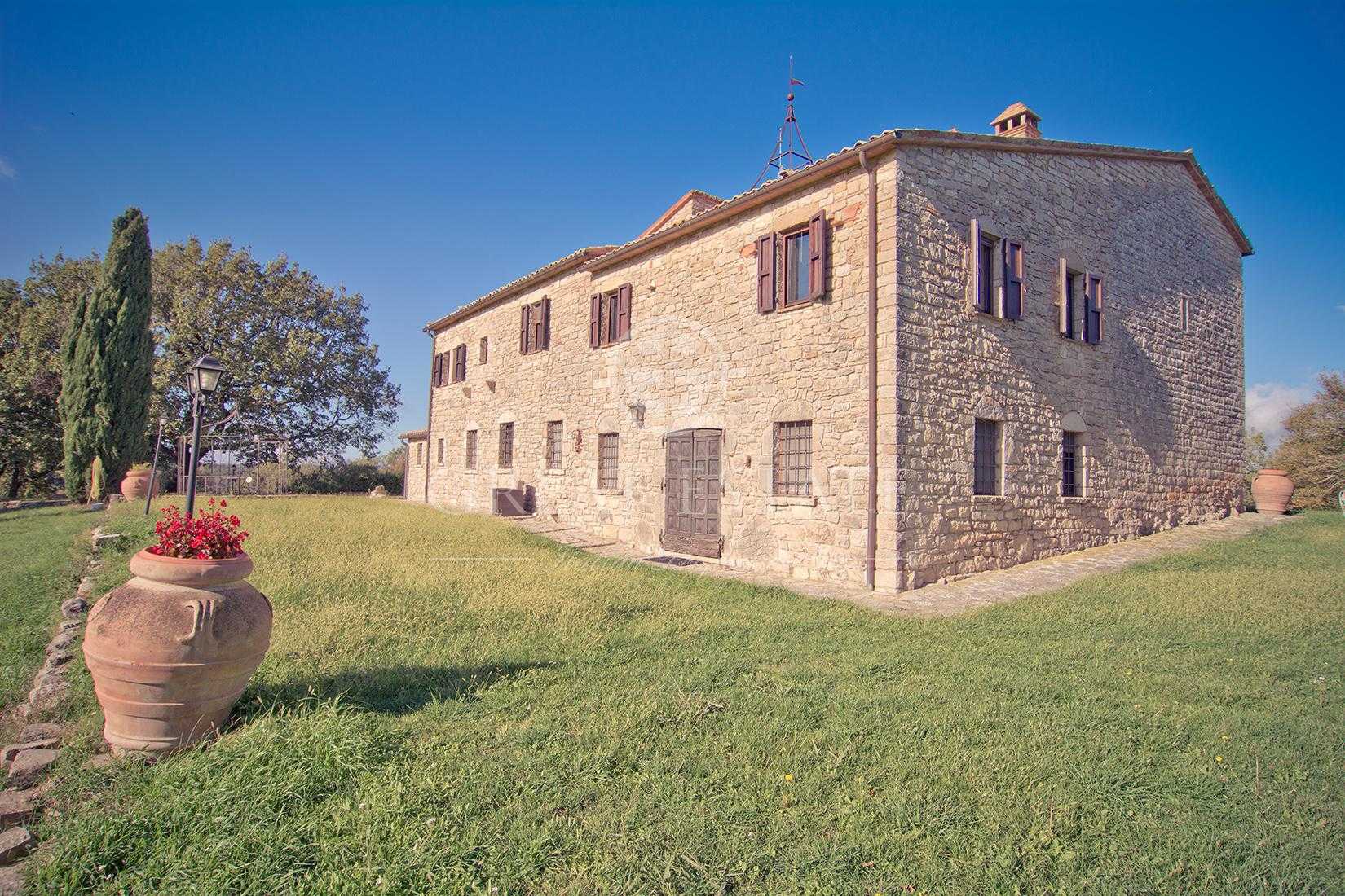 Huis in Baschi, Umbrië 11055934