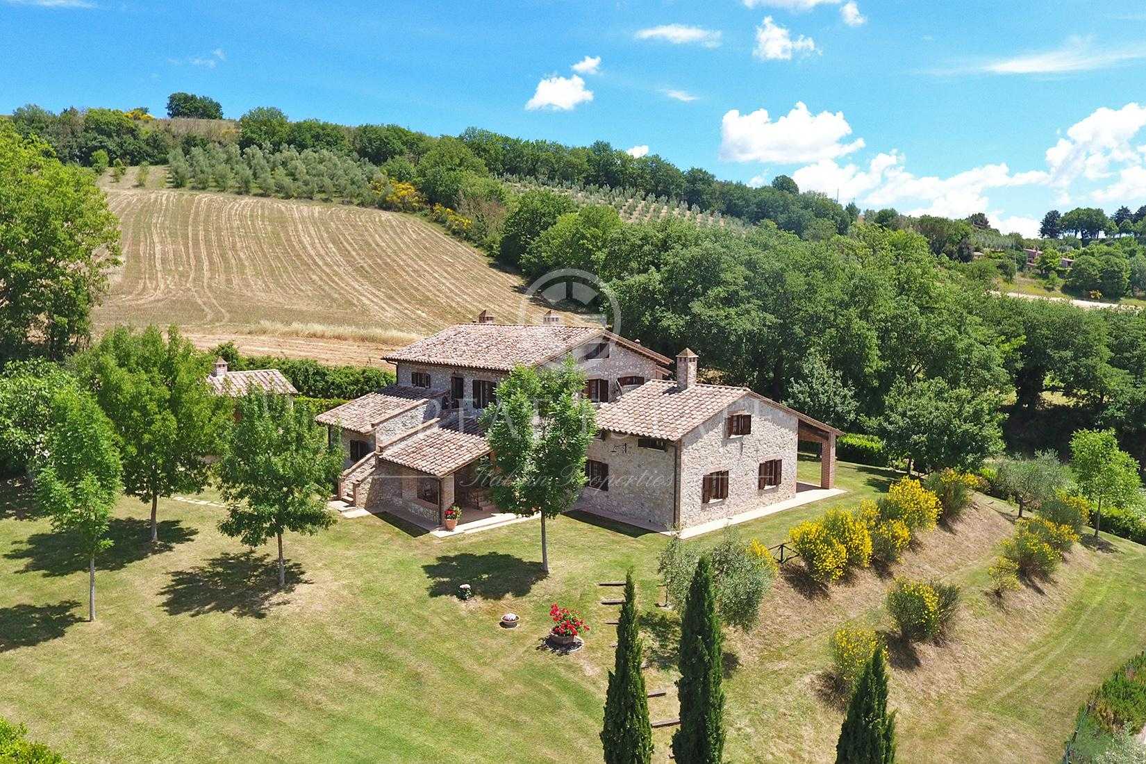 Huis in Lugnano in Teverina, Umbria 11055944