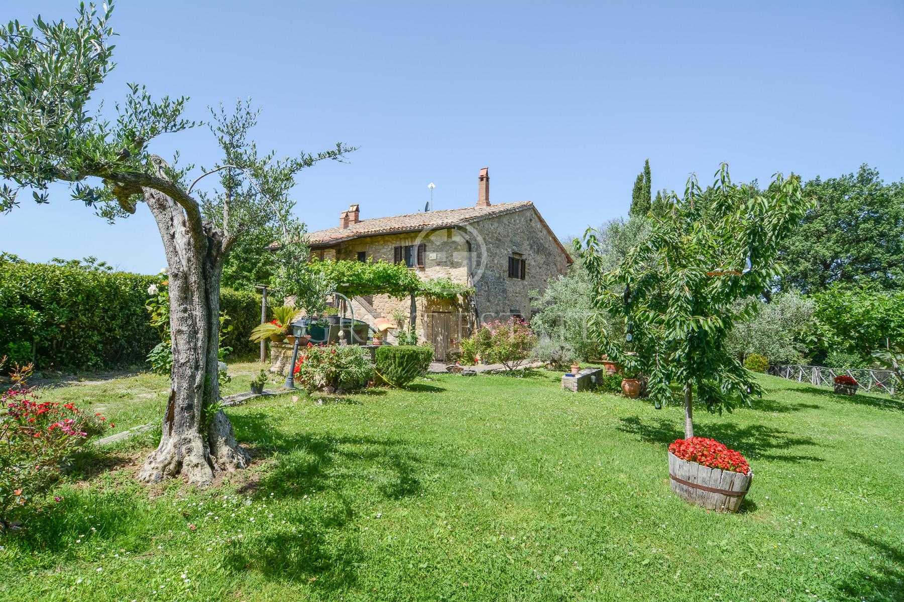 House in Collazzone, Umbria 11055982