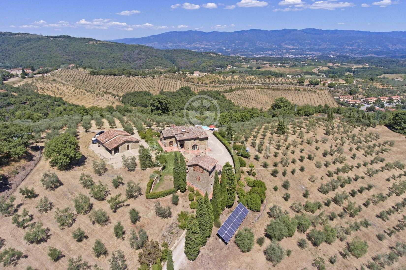 House in Incisa in Valdarno, Tuscany 11056012