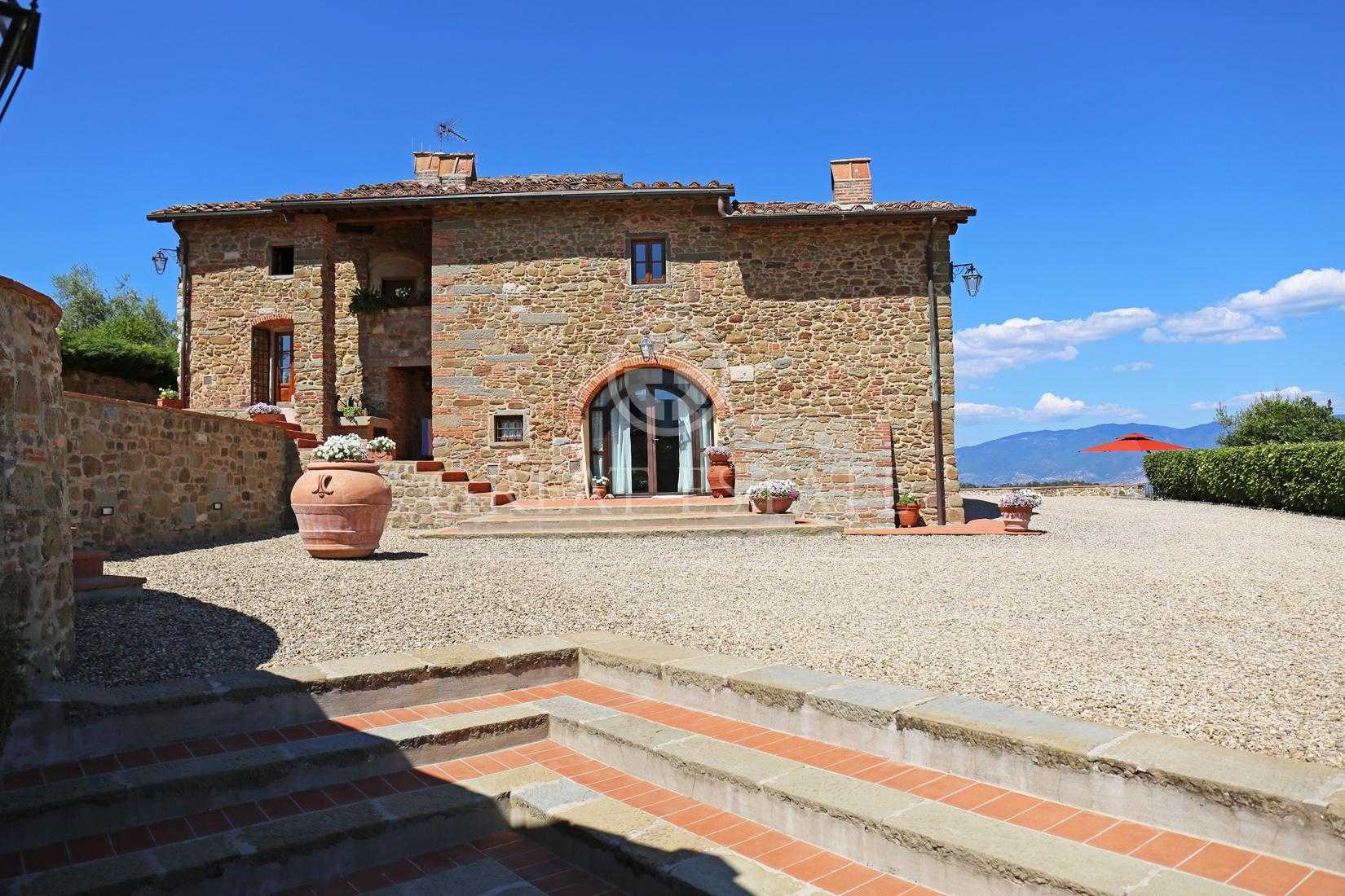 Будинок в Figline e Incisa Valdarno, Tuscany 11056013