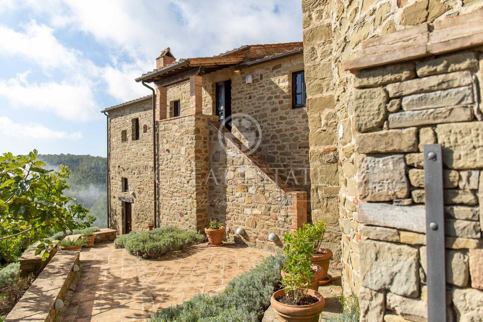 жилой дом в Lisciano Niccone, Umbria 11056017