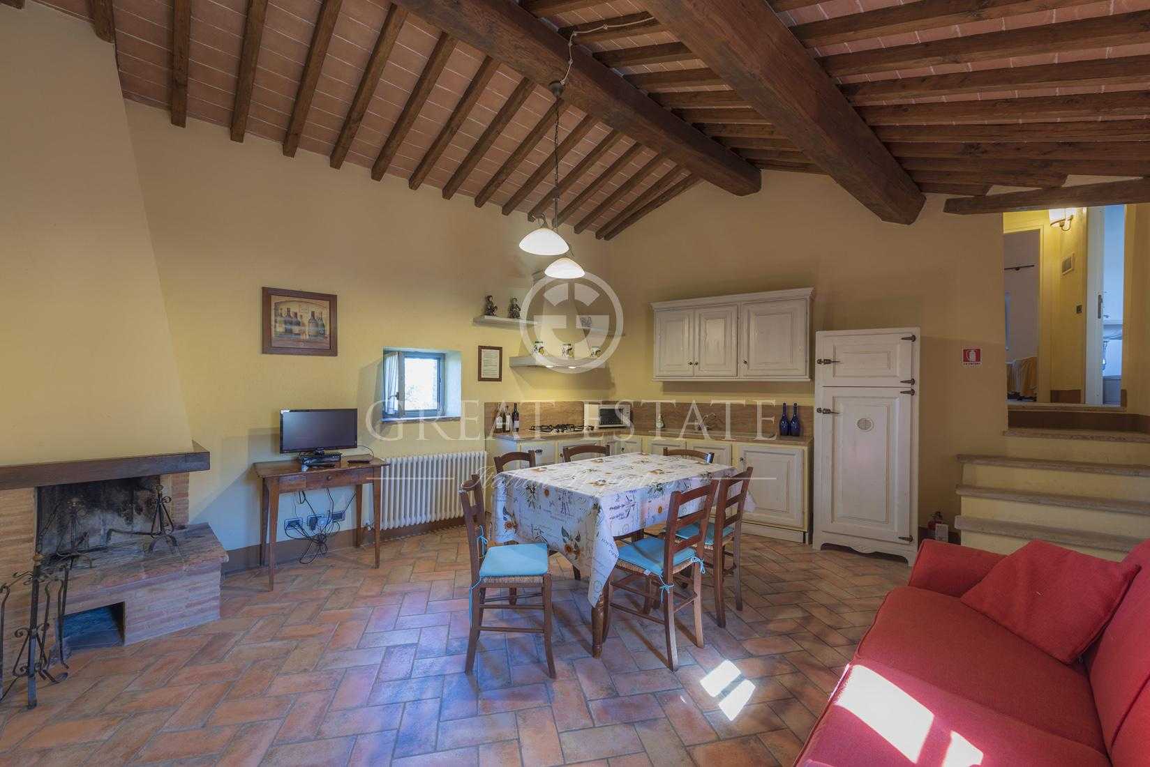 Будинок в Colle di Val d'Elsa, Tuscany 11056032