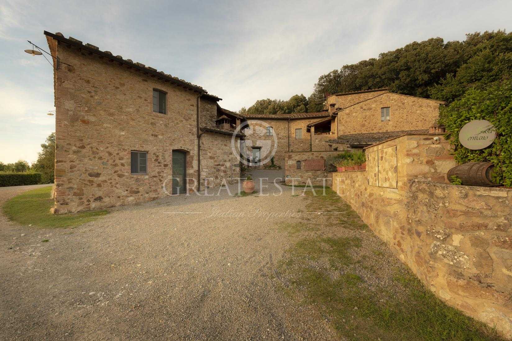 بيت في Colle di Val d'Elsa, Tuscany 11056032