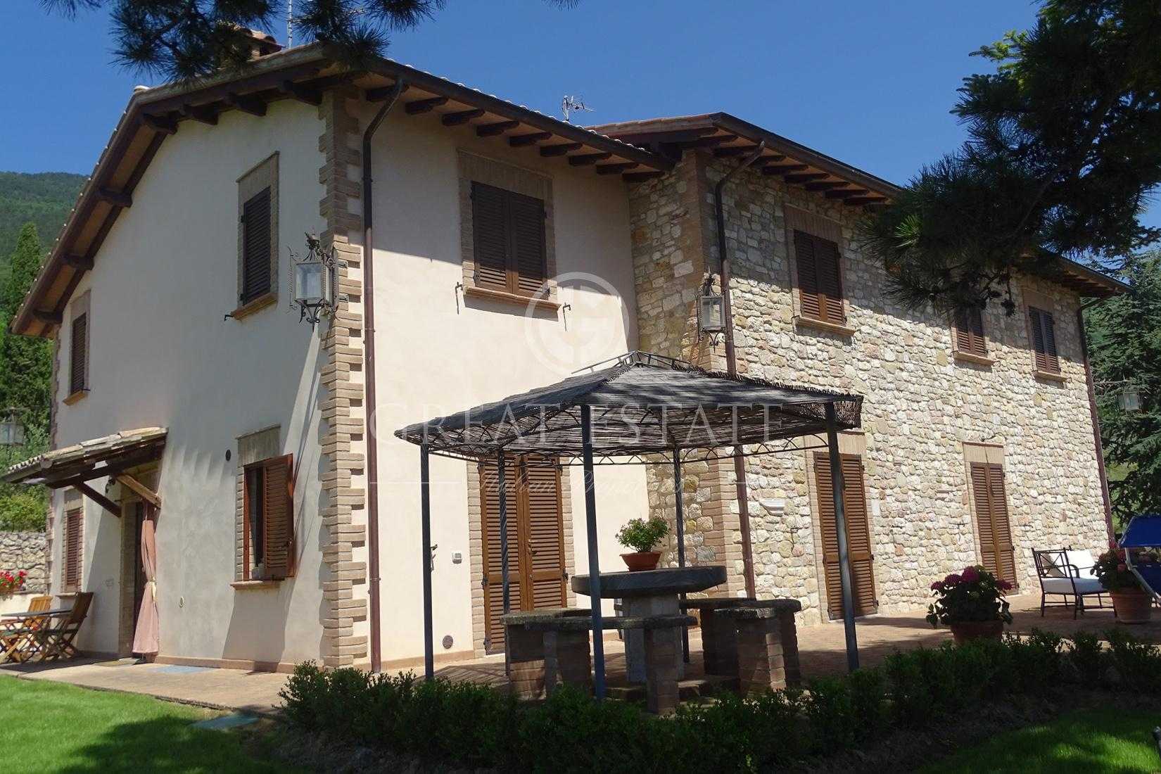 Dom w Assisi, Umbria 11056034