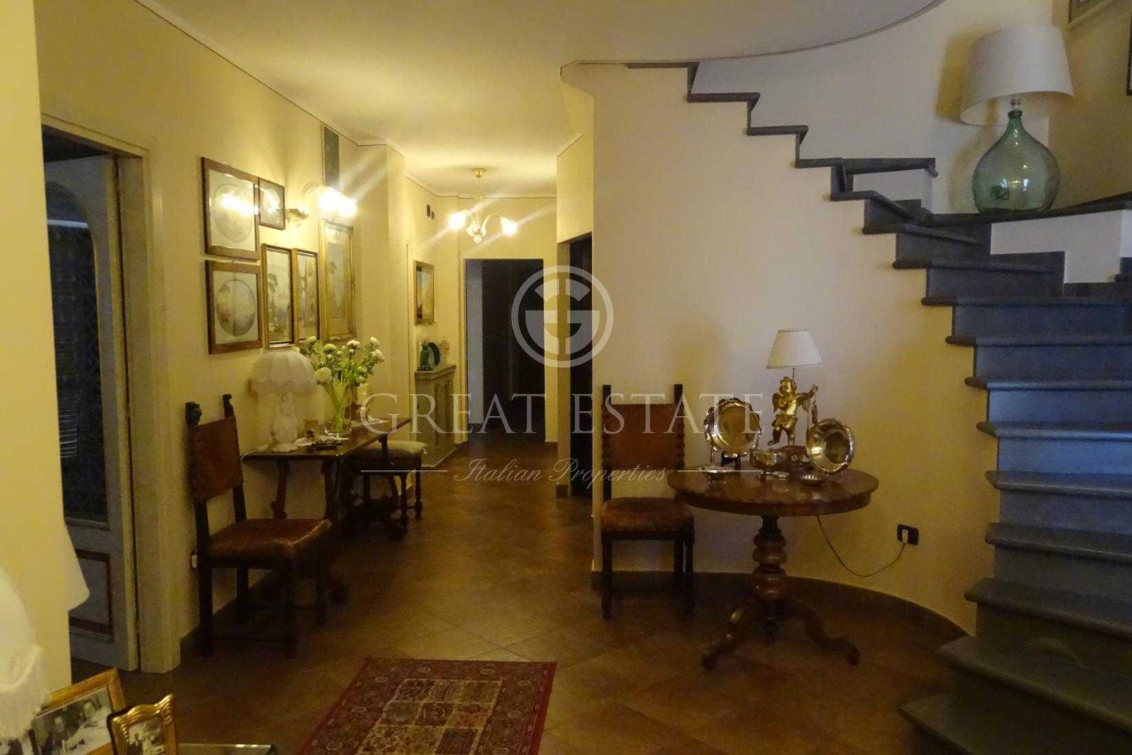 House in Assisi, Umbria 11056035