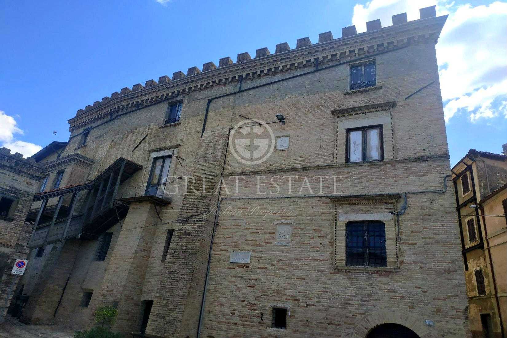 House in Montefalco, Umbria 11056049