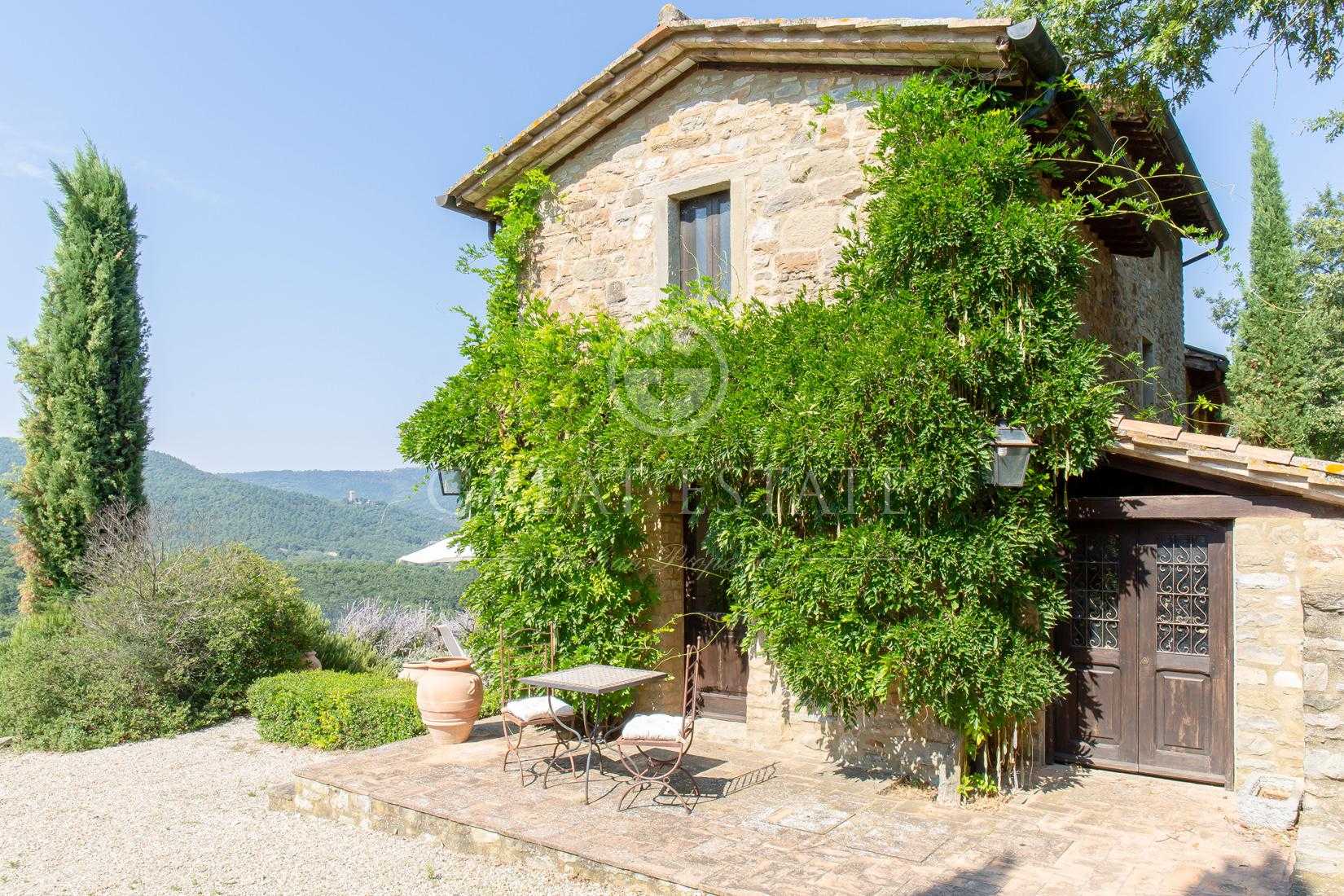 Huis in Passignano sul Trasimeno, Umbria 11056065