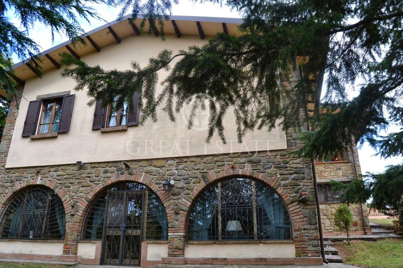 بيت في Passignano sul Trasimeno, Umbria 11056071