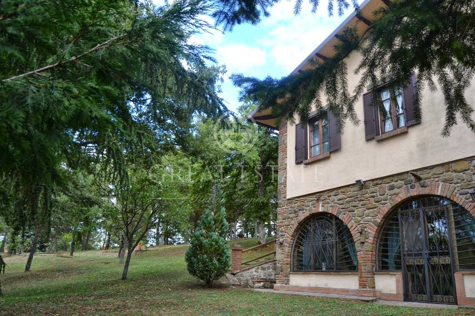 Huis in Passignano sul Trasimeno, Umbria 11056071