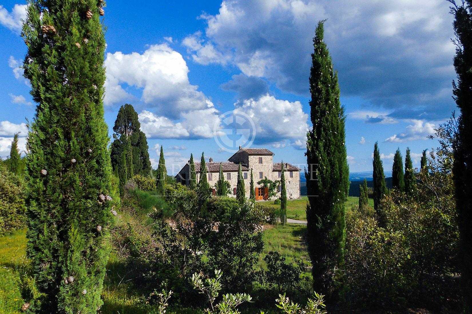 Talo sisään Castelnuovo Berardenga, Toscana 11056082