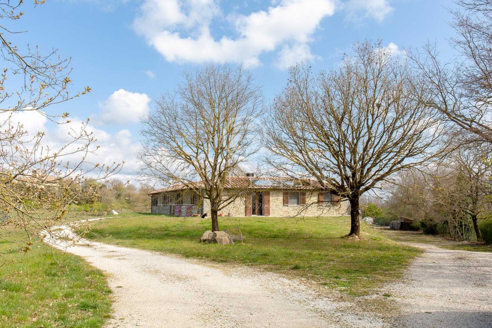 Hus i Passignano sul Trasimeno, Umbria 11056117