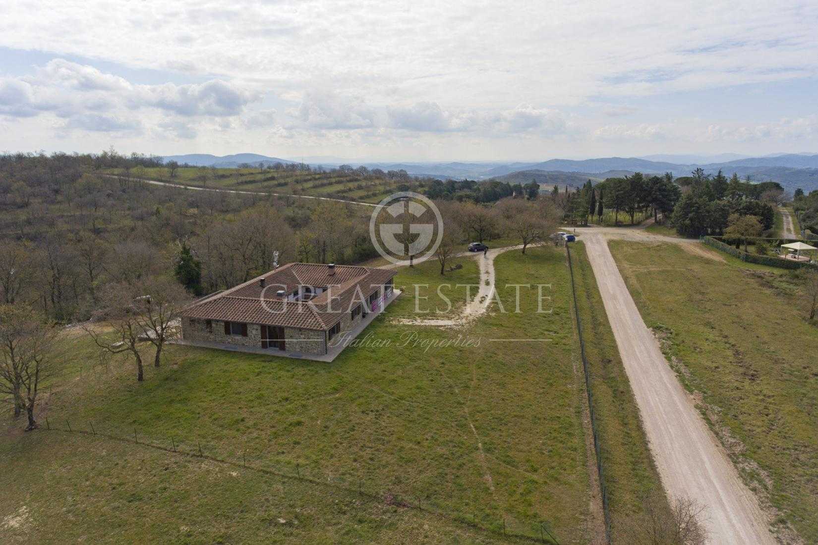 Talo sisään Passignano sul Trasimeno, Umbria 11056117