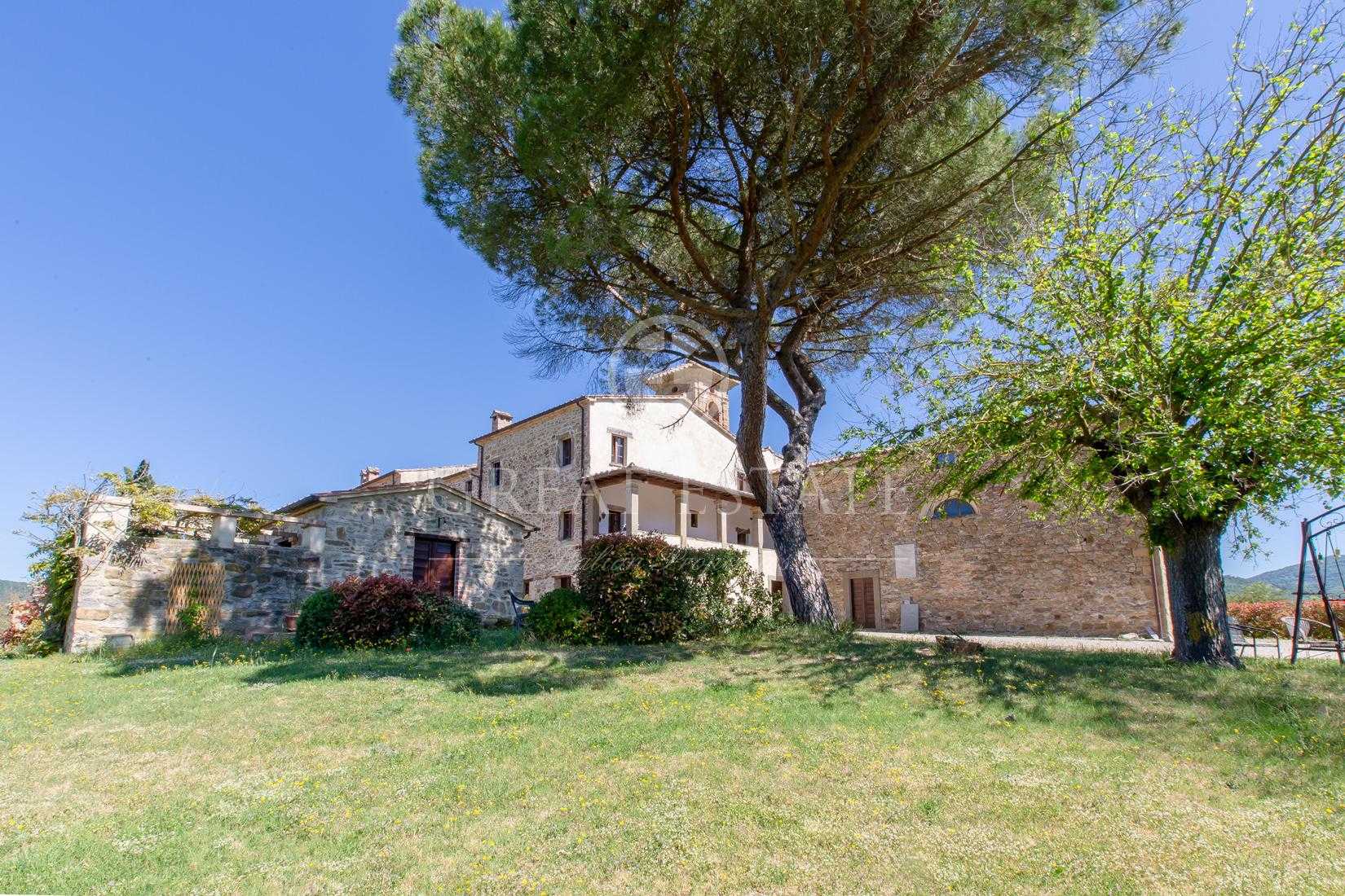 rumah dalam Passignano sul Trasimeno, Umbria 11056123