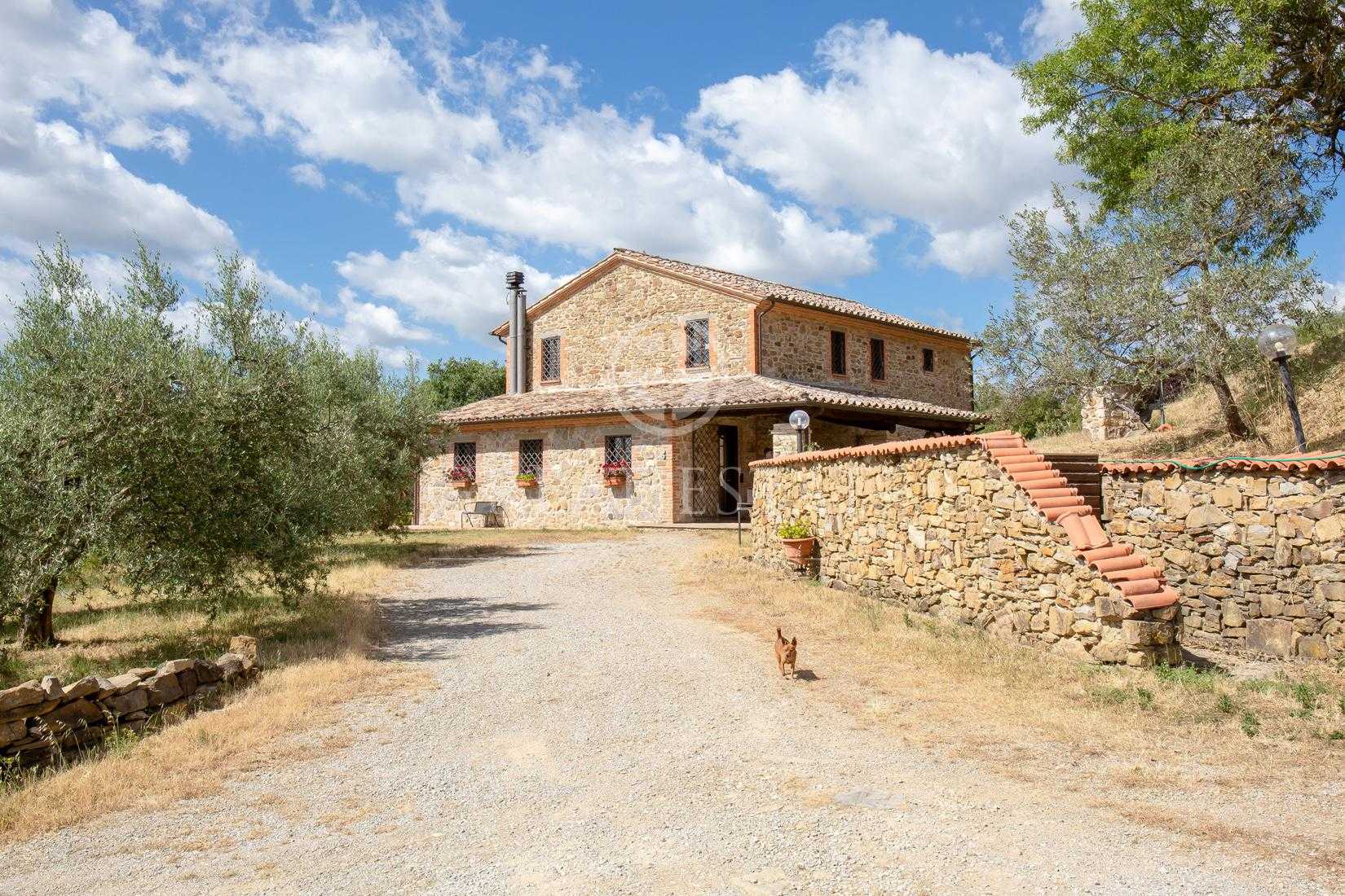 Huis in Panicale, Umbria 11056159