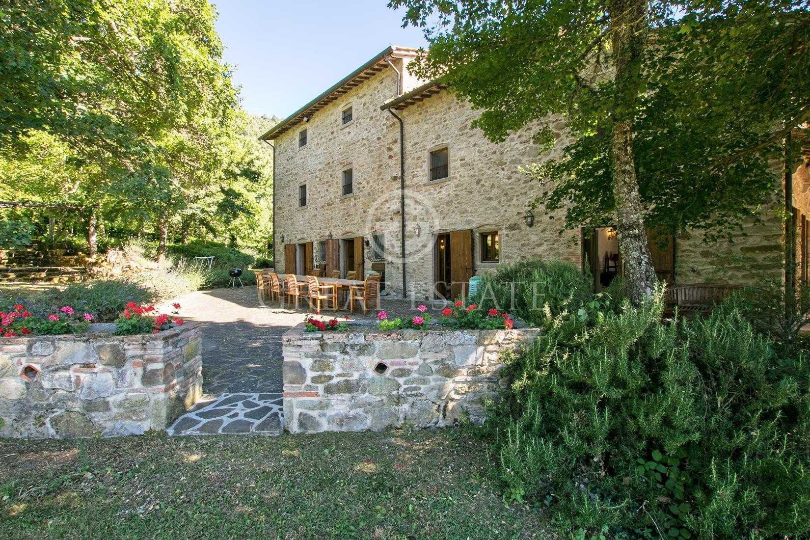 House in Monterchi, Tuscany 11056193