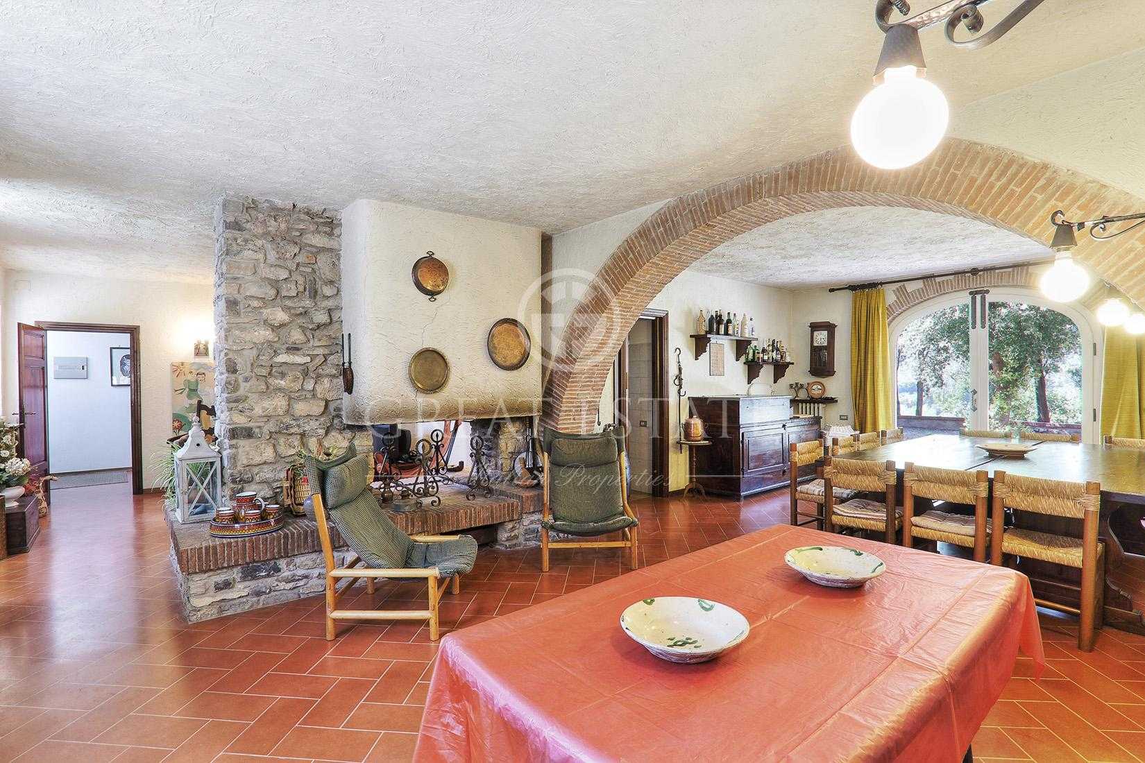 Talo sisään , Tuscany 11056332