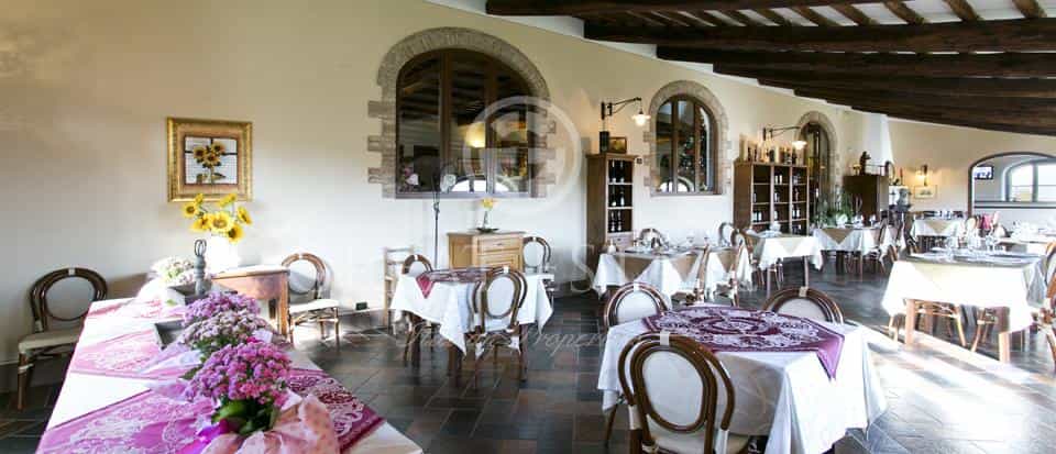 Talo sisään , Tuscany 11056346