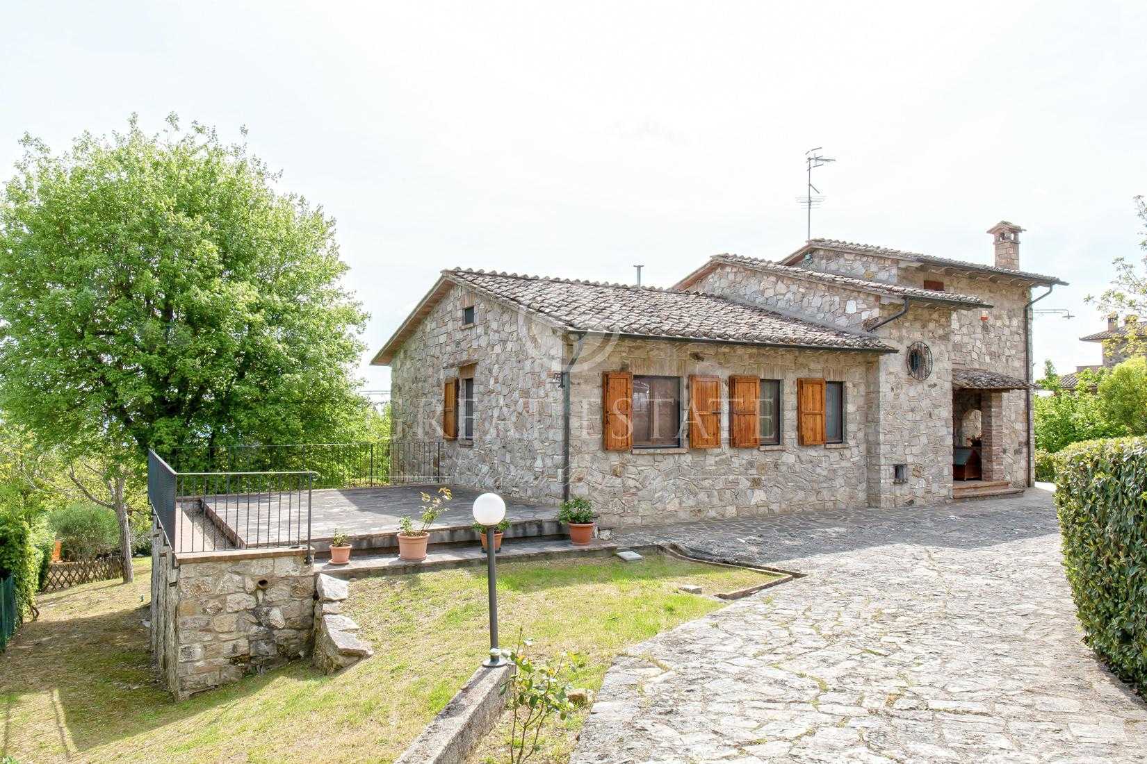 House in Sarteano, Tuscany 11056400