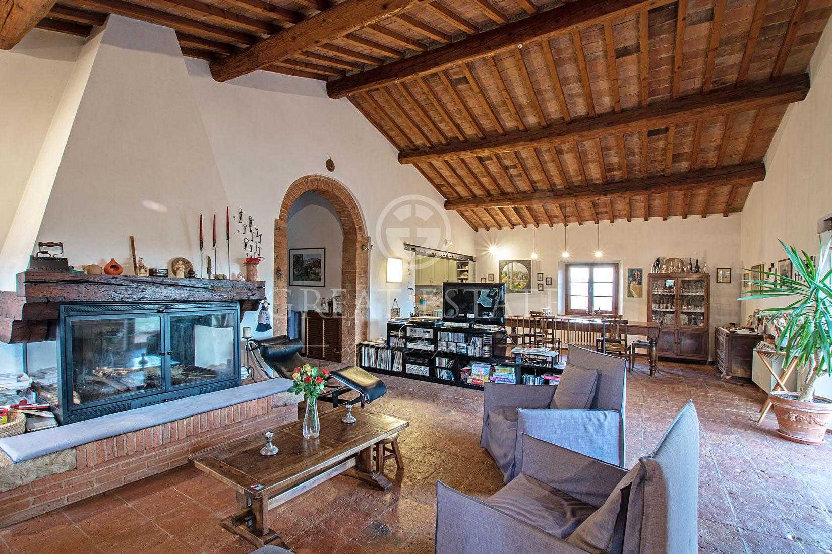 rumah dalam Montepulciano, Tuscany 11056413