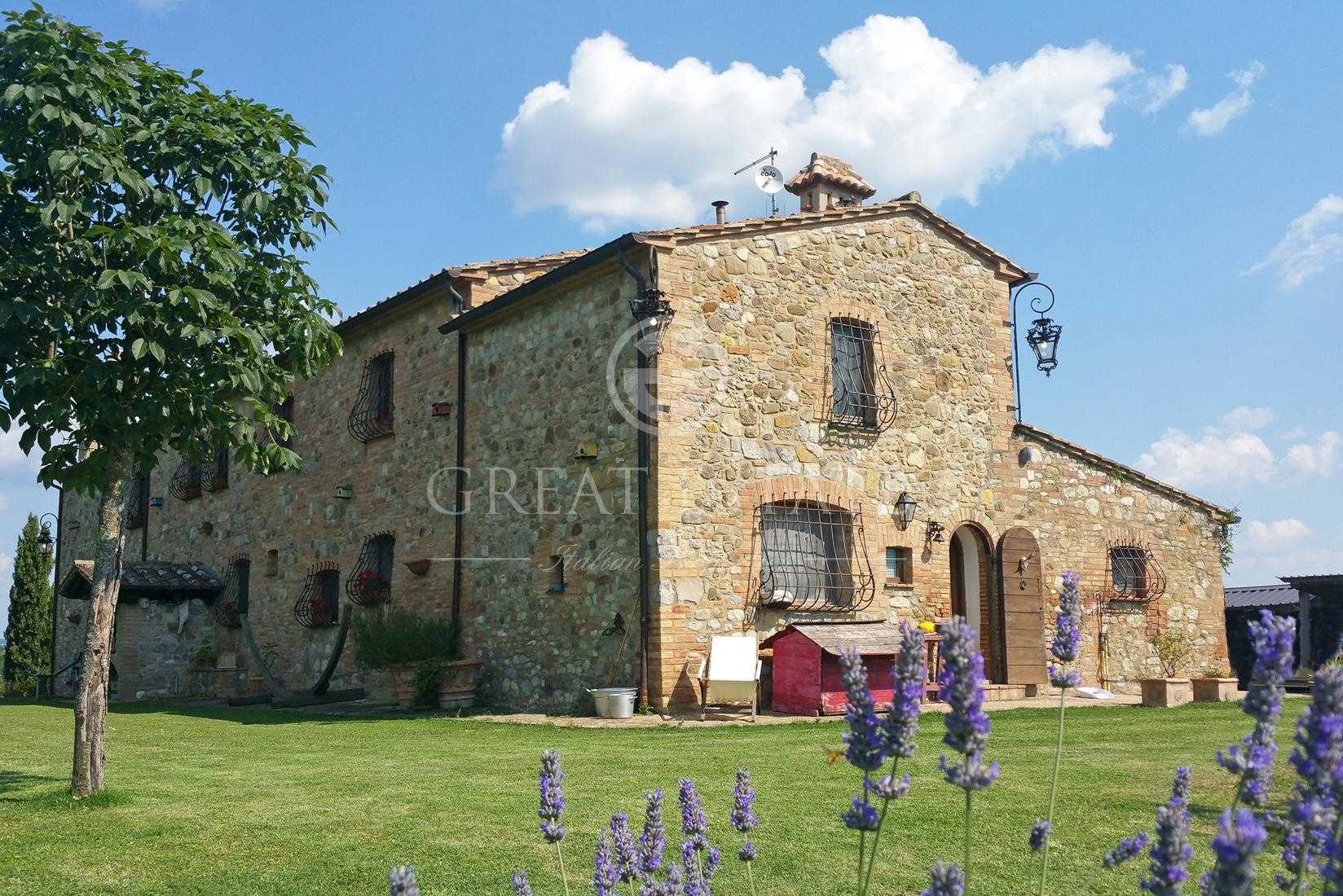 Rumah di Citta della Pieve, Umbria 11056418