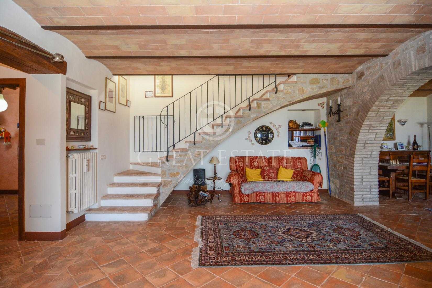 casa en Baschi, Umbria 11056473
