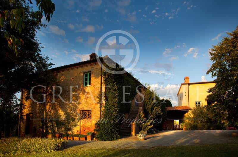 rumah dalam Montepulciano, Tuscany 11056476