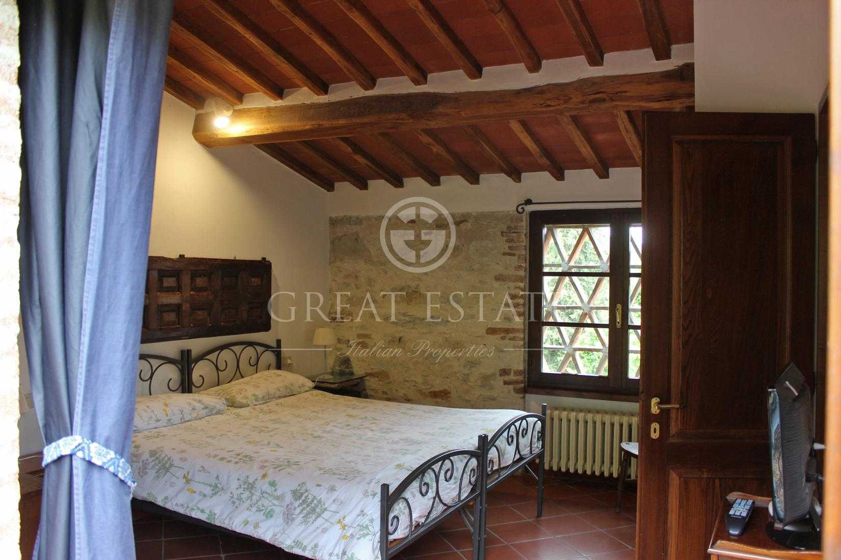жилой дом в Castellina in Chianti, Toscana 11056541