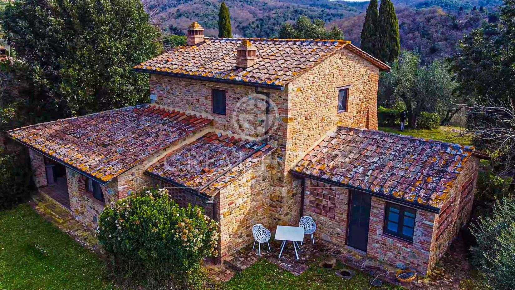 House in Montaione, Tuscany 11056543