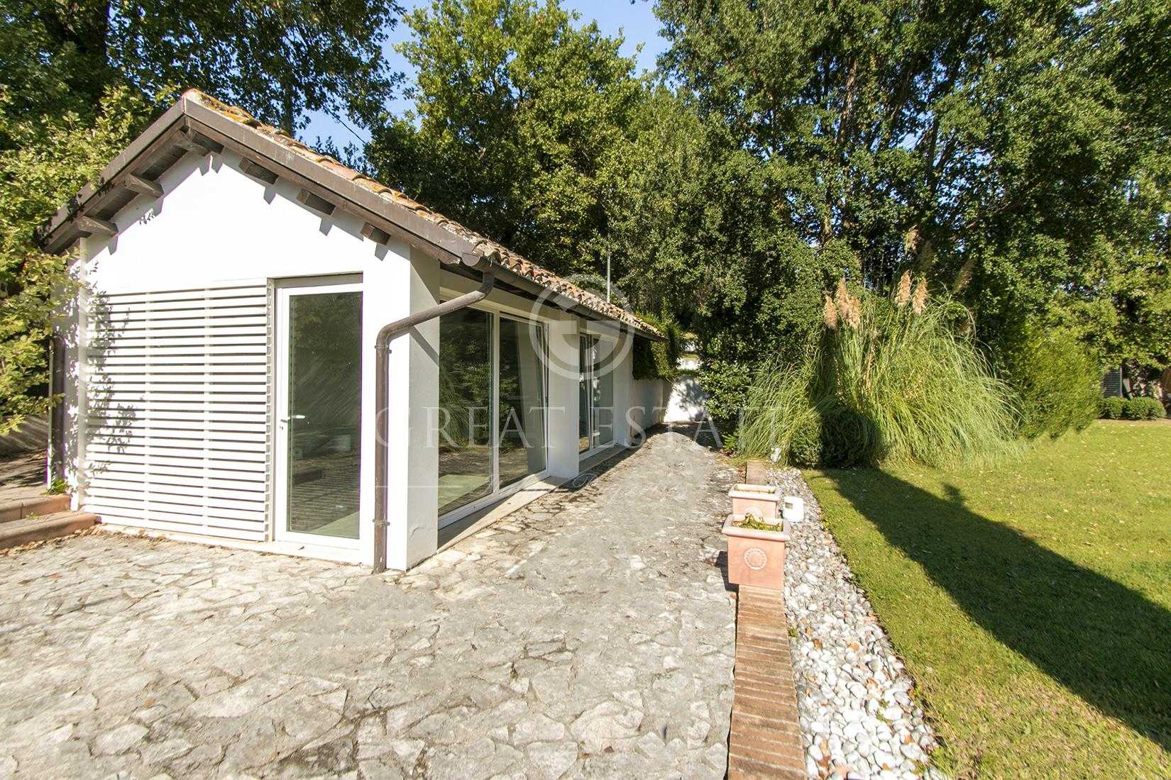House in Ascoli Piceno, Marche 11056550