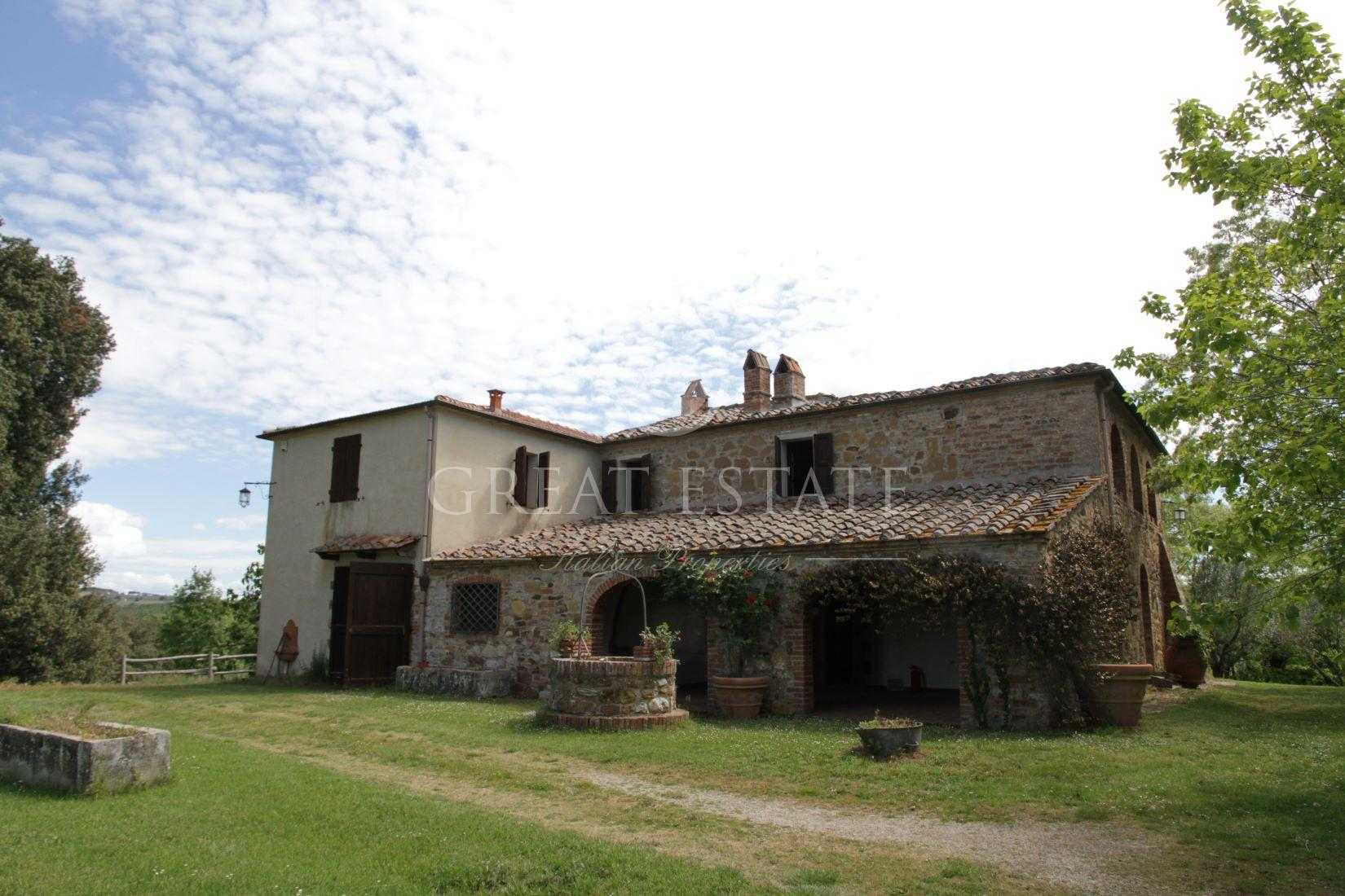 House in Trequanda, Tuscany 11056553