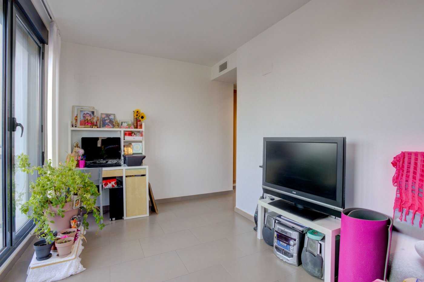 Condominium in València, Comunitat Valenciana 11056604