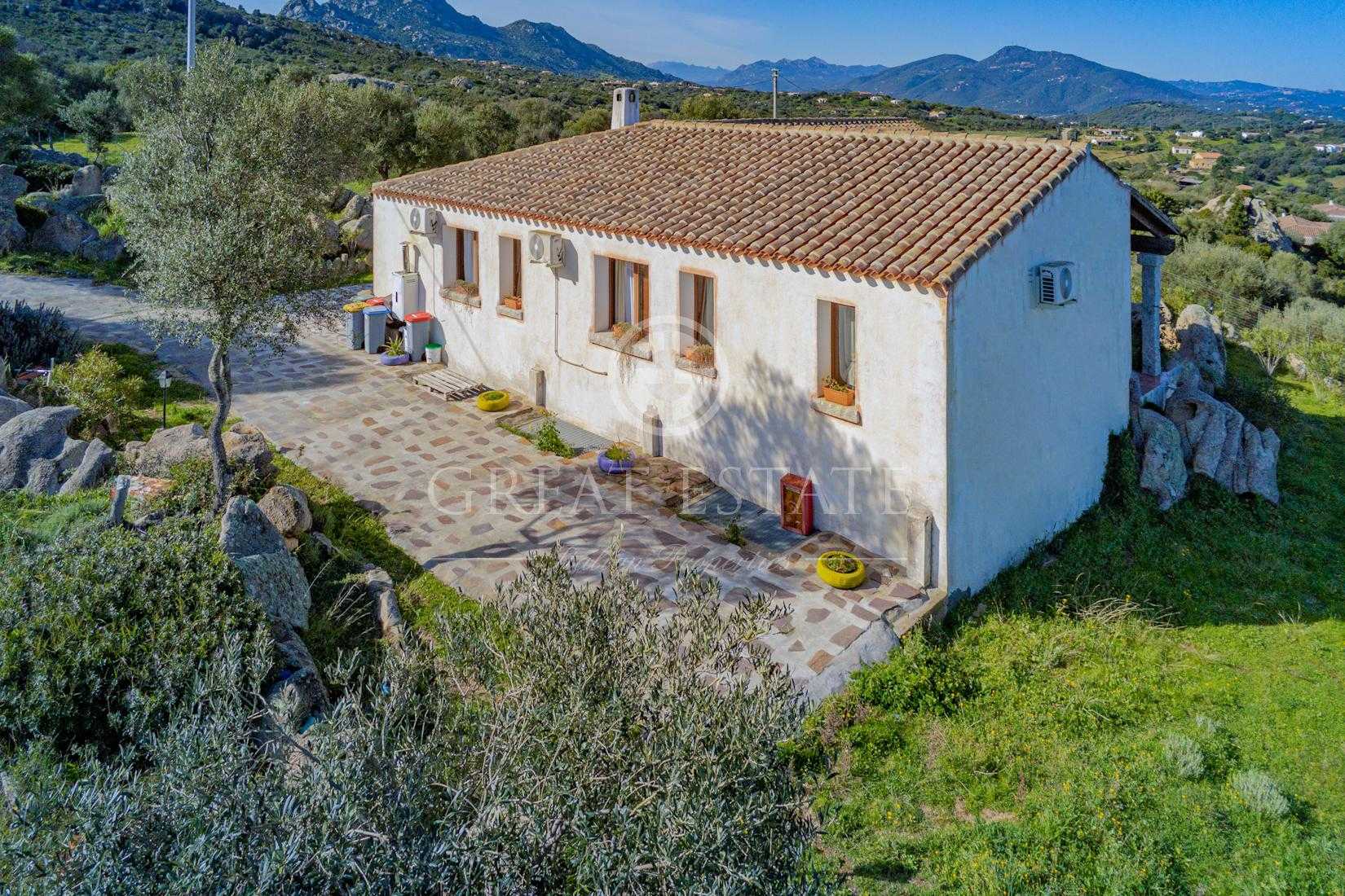 Huis in Golfo Aranci, Sardinia 11056609