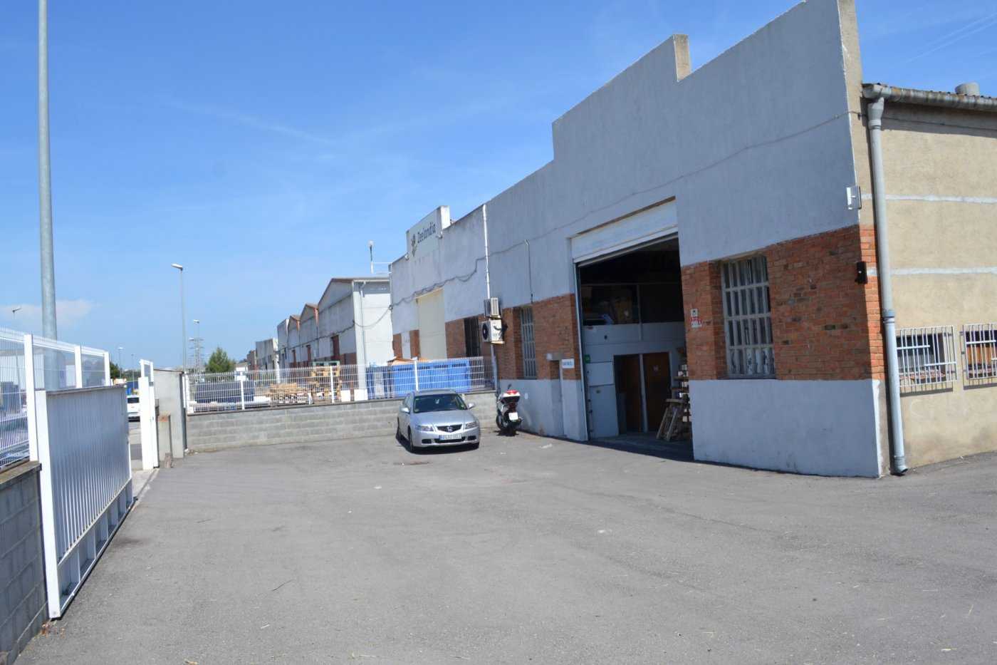 Industrieel in Els Monjos, Catalonië 11056666