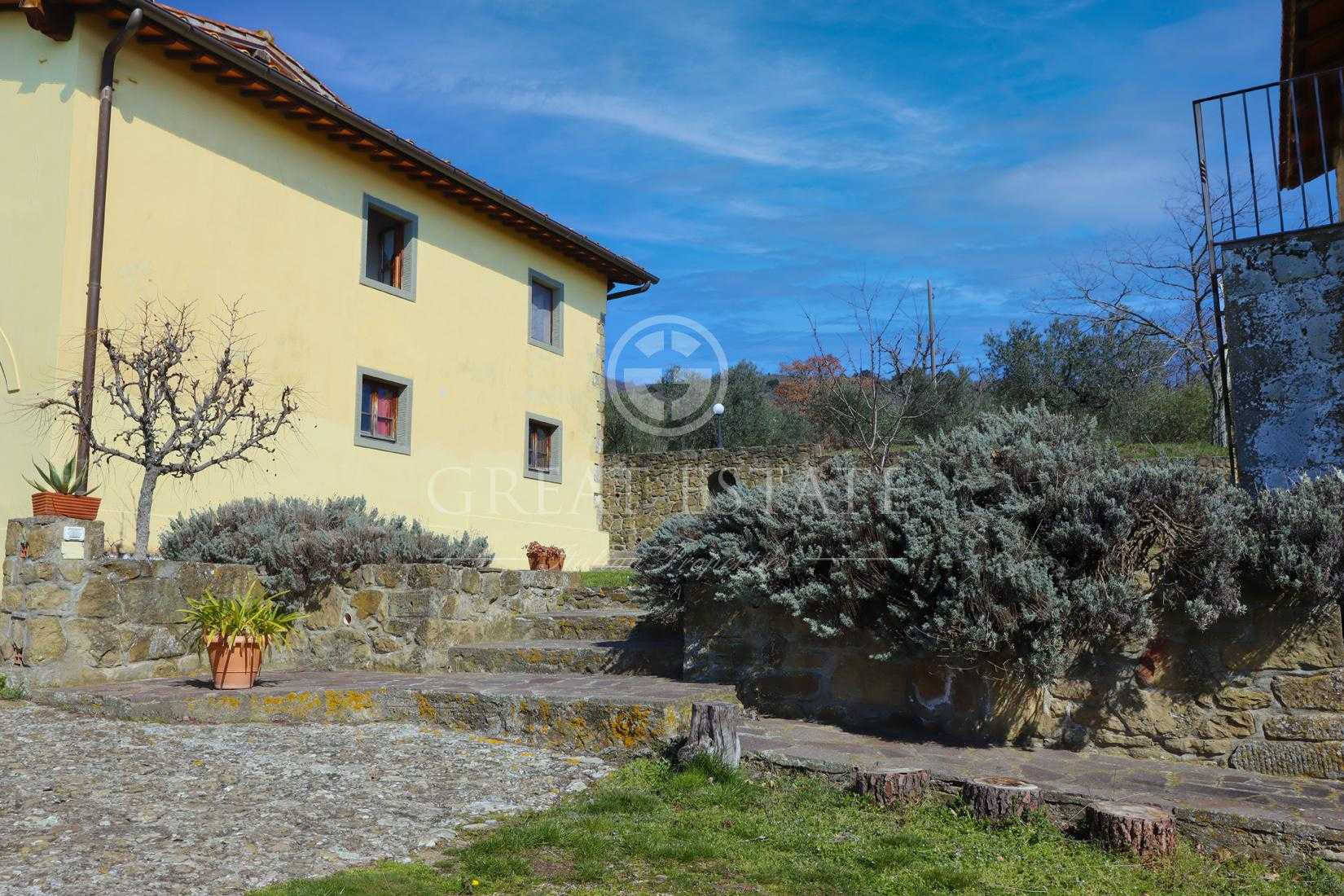 Dom w Loro Ciuffenna, Tuscany 11056683