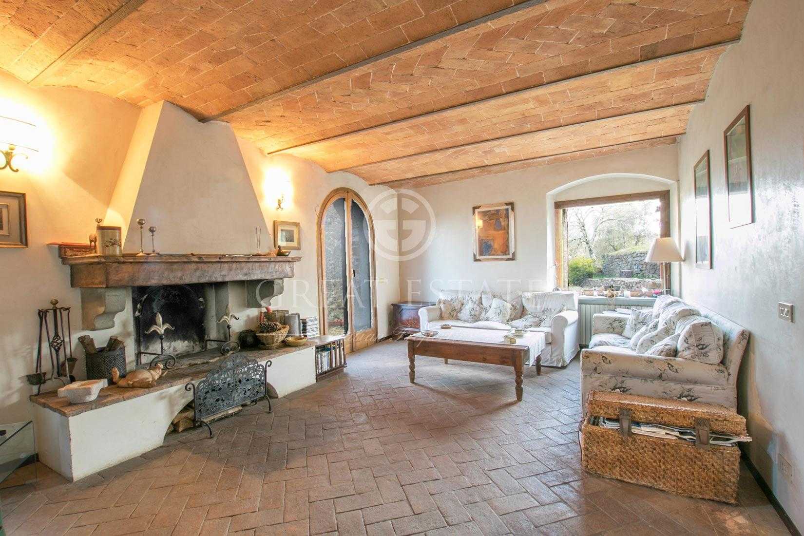 Rumah di Monte San Savino, Tuscany 11056697