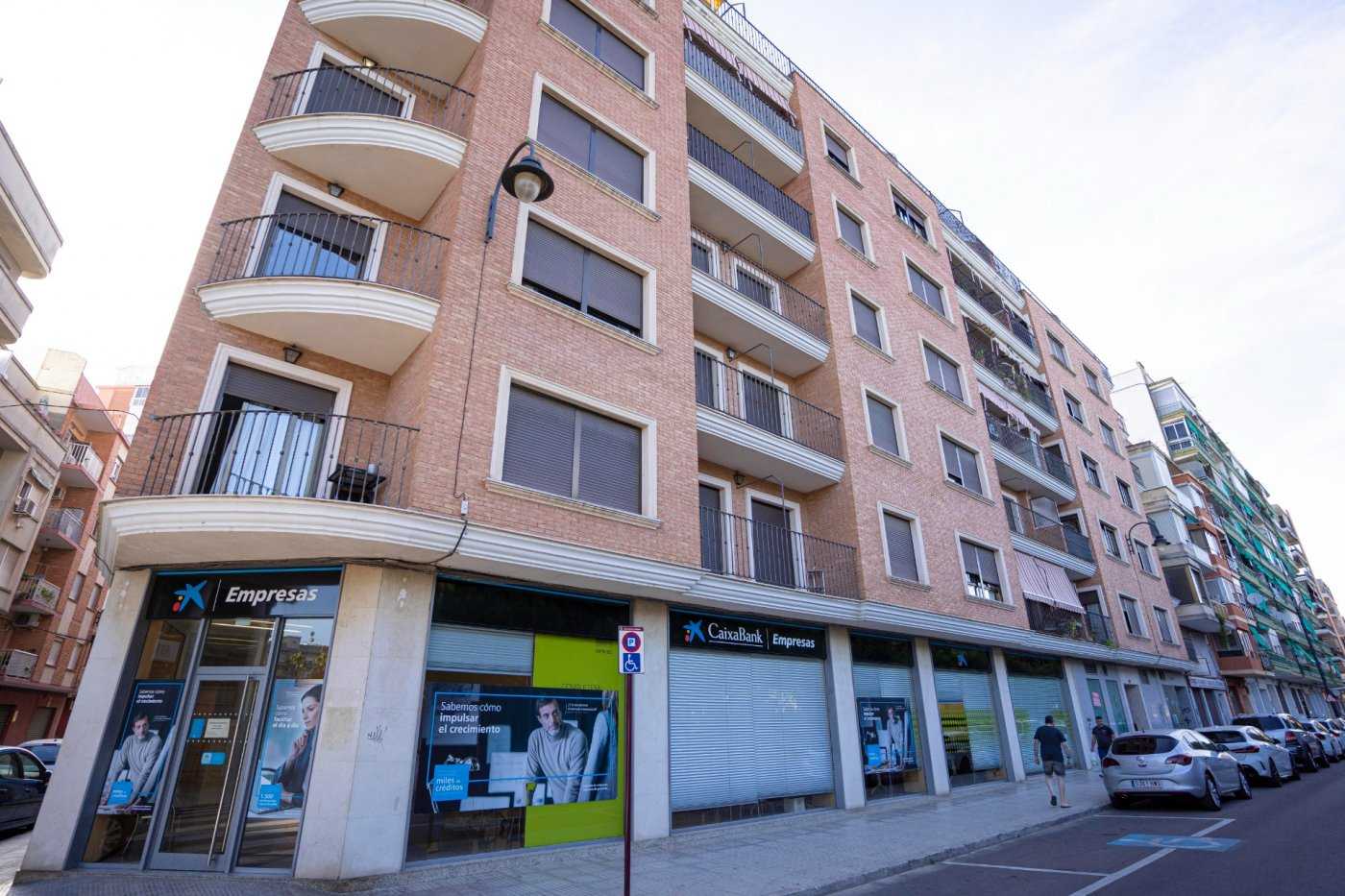 Condominium in Alzira, Comunidad Valenciana 11056701