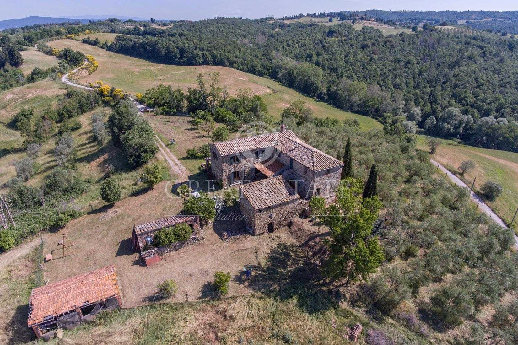 Huis in Asciano, Toscane 11056749