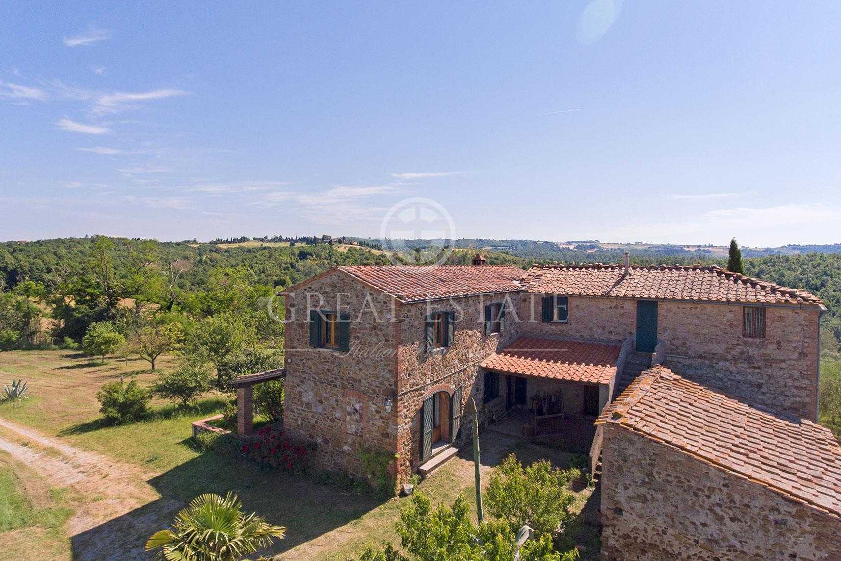 Huis in Asciano, Toscane 11056749