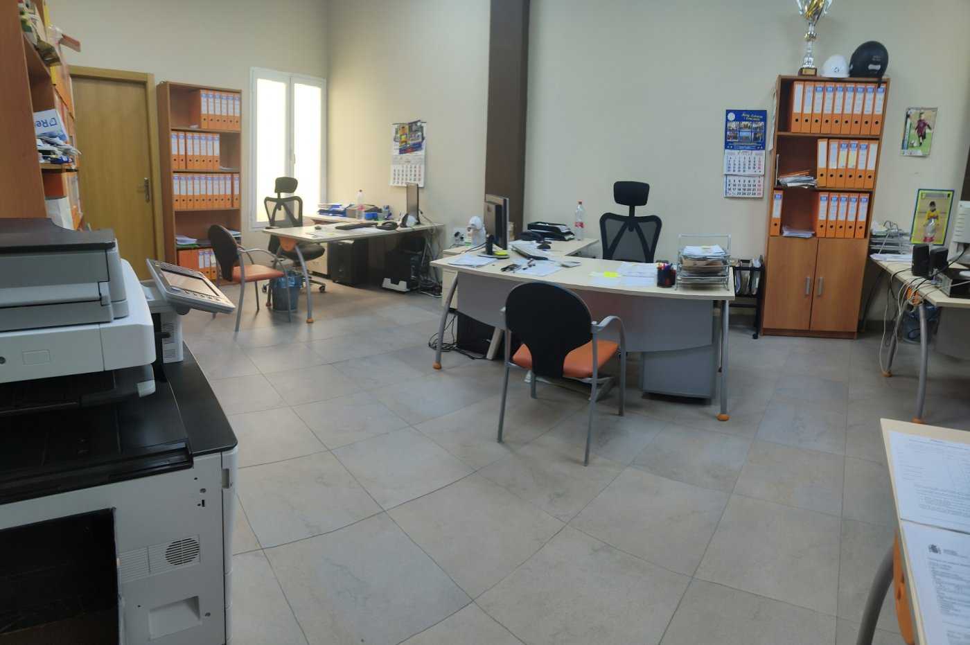 Bureau dans Dos Hermanas, Andalucía 11056773