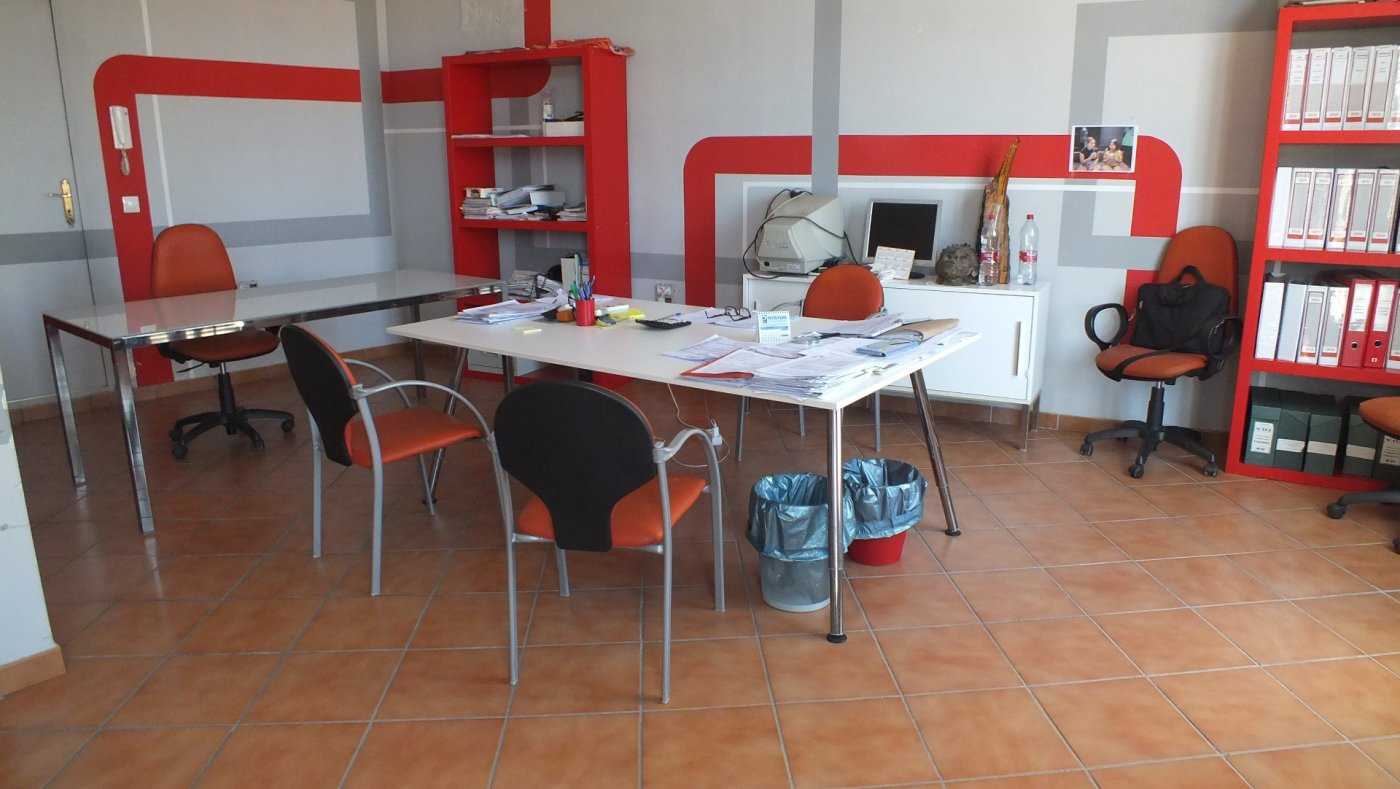 Office in Dos Hermanas, Andalucía 11056773