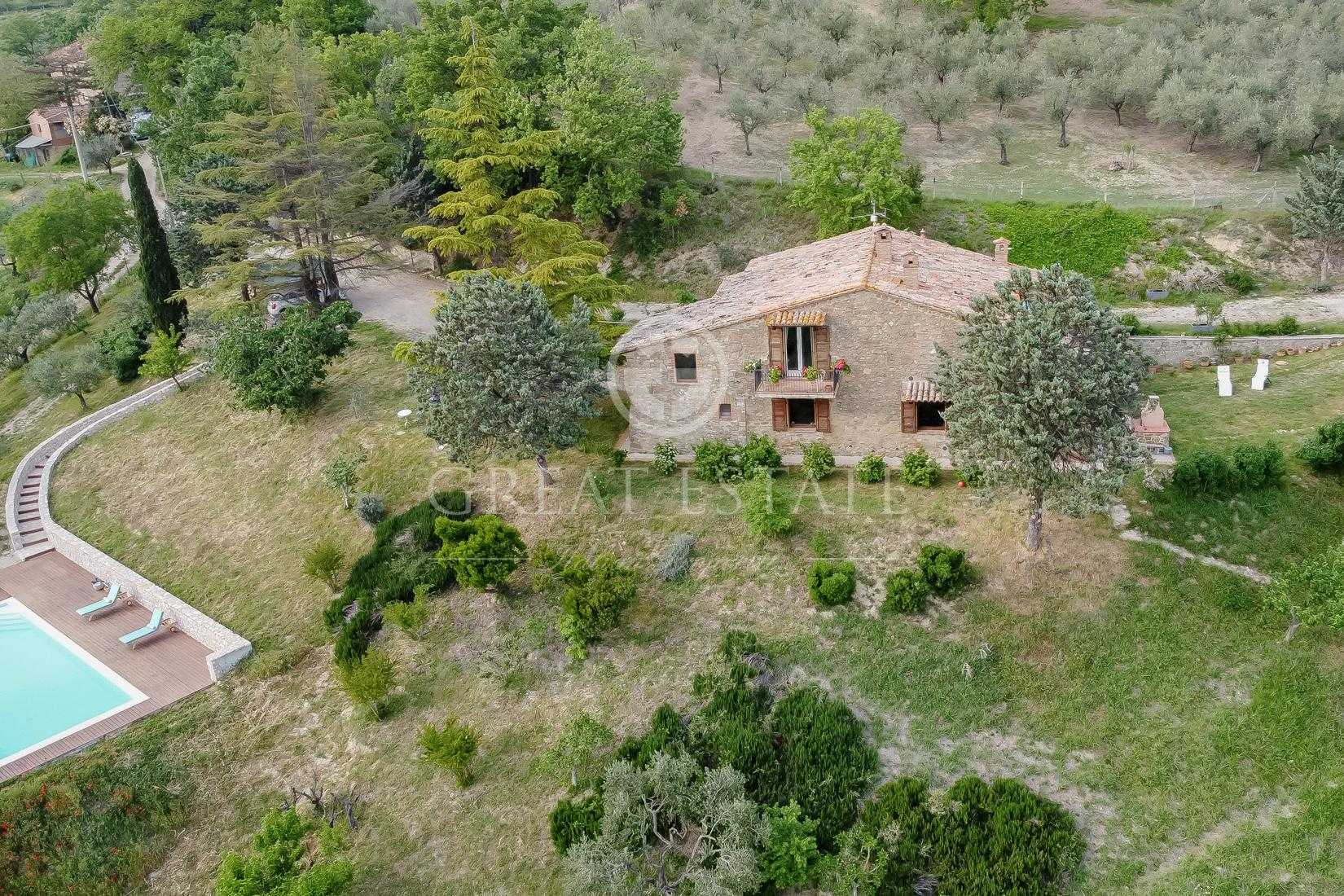 House in Collazzone, Umbria 11056790