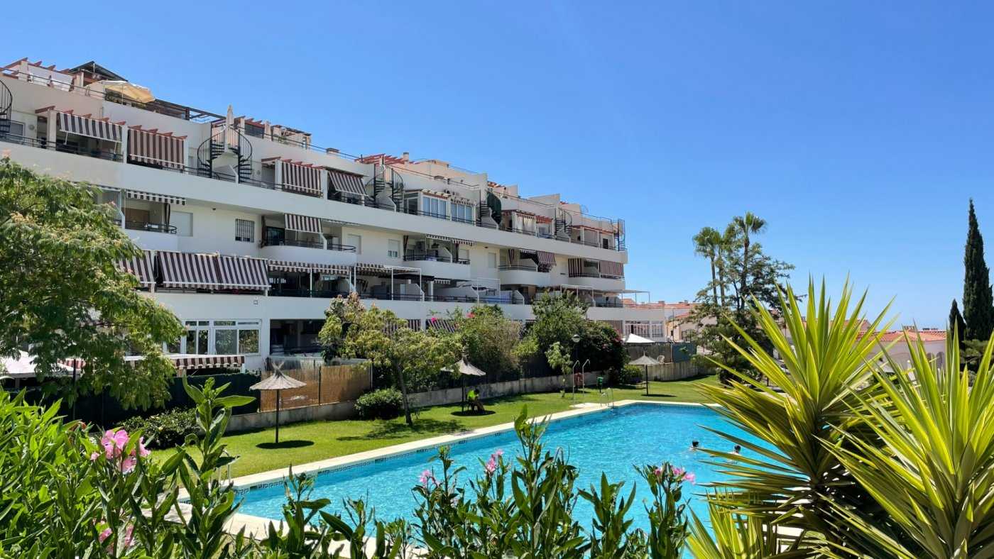 Condominium in , Andalusia 11056820