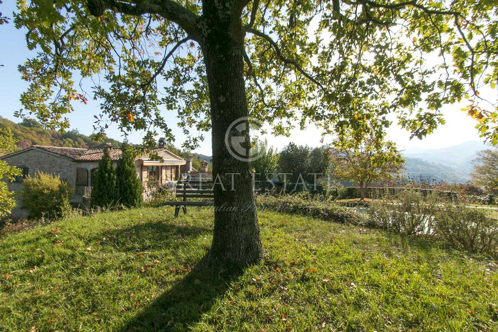 жилой дом в Urbino, Marche 11056877