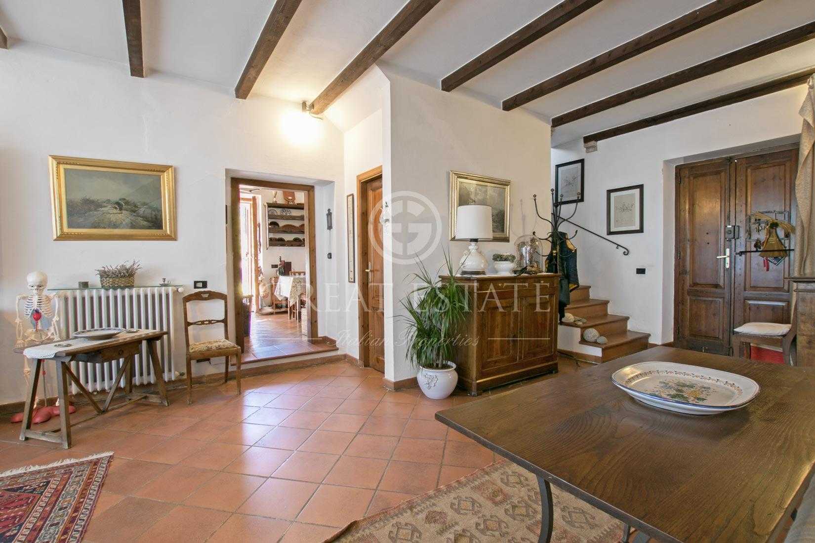 House in Sarteano, Tuscany 11056918