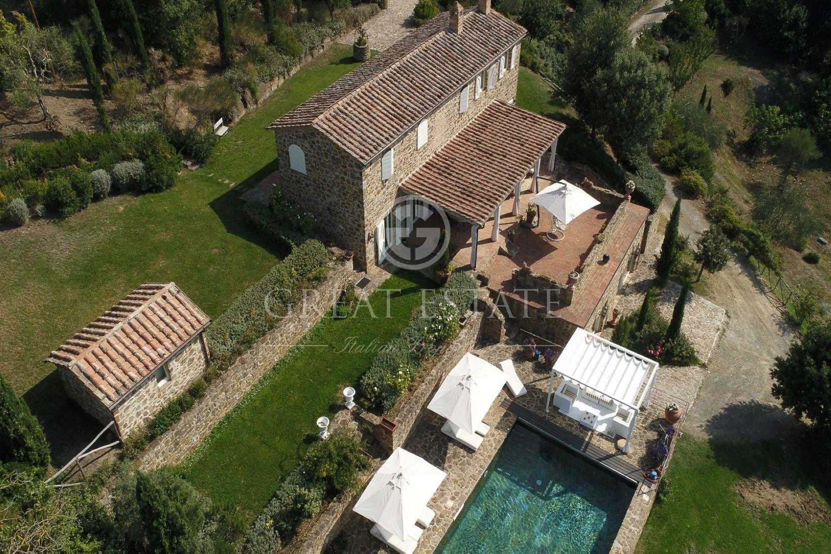 rumah dalam Montalcino, Tuscany 11056927