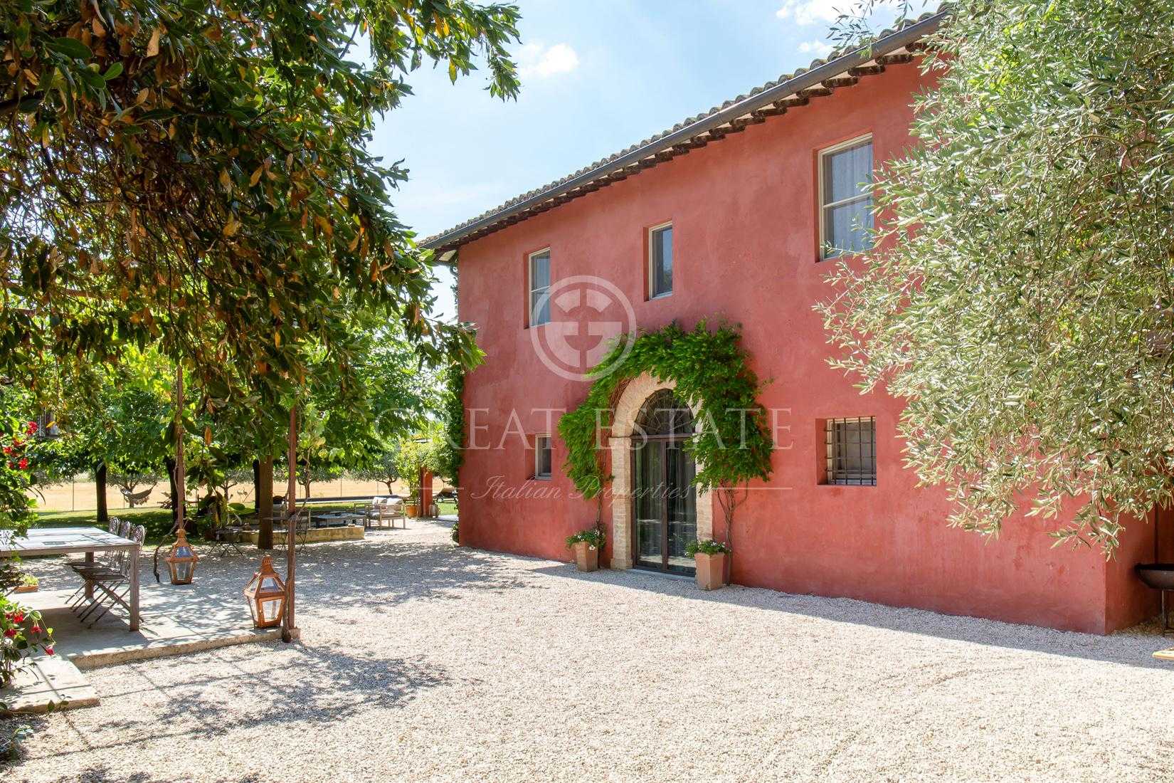 Будинок в Spello, Umbria 11056947