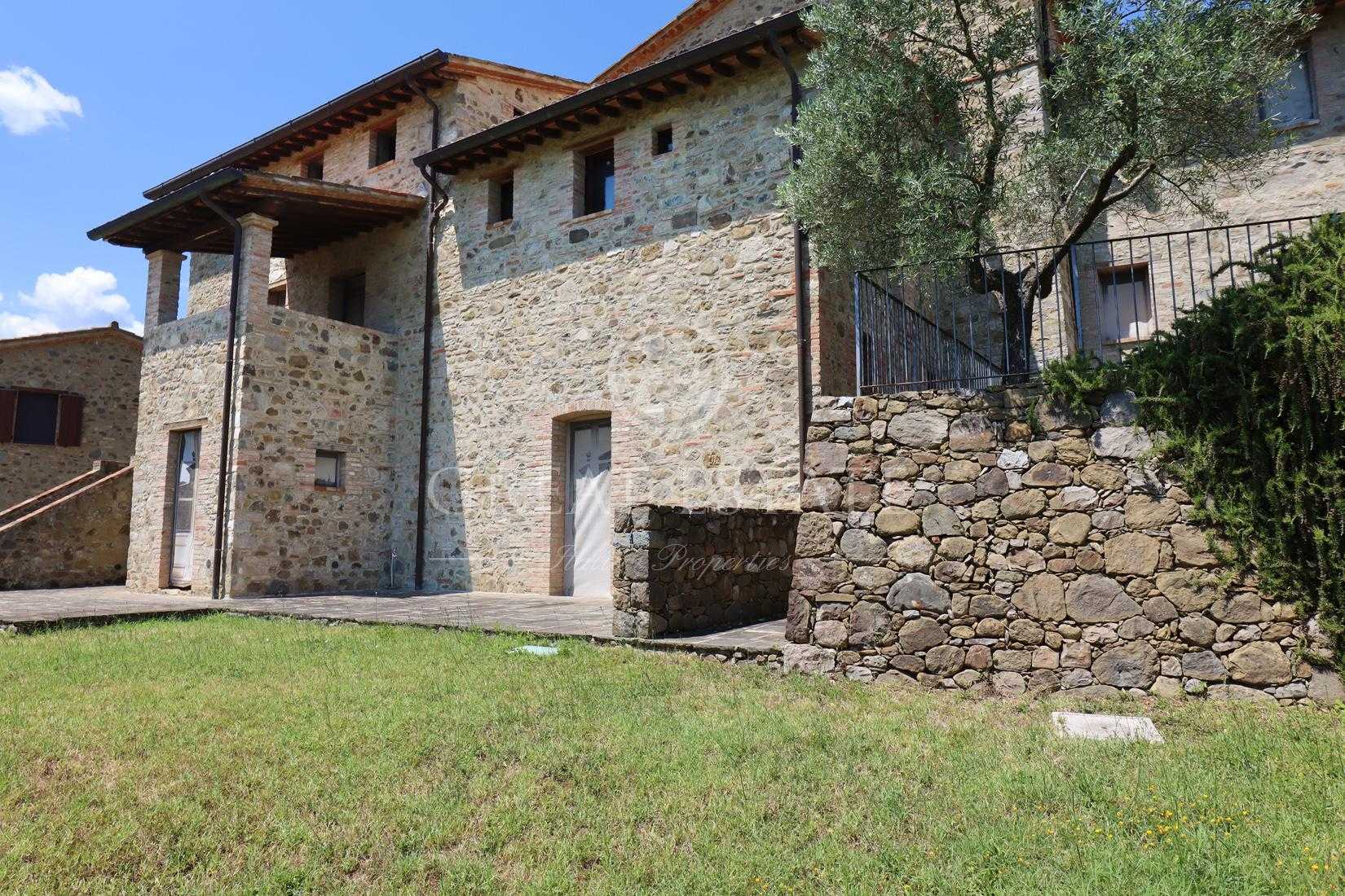 Rumah di Umbertide, Umbria 11057033